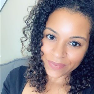 Meet your Posher, Kendra